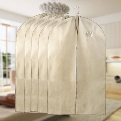 Il nero di affari ha imbottito la copertura non tessuta del vestito di 80gsm 60x100cm